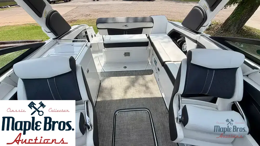 2022 Monterey Elite Series 258 SS