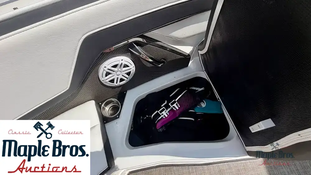2022 Monterey Elite Series 258 SS