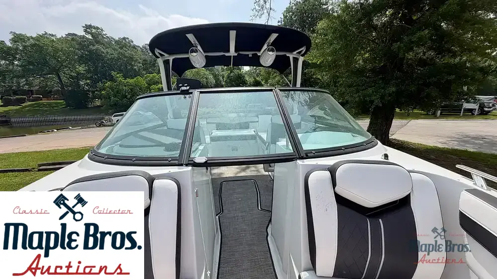 2022 Monterey Elite Series 258 SS