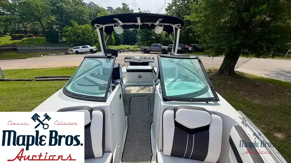 2022 Monterey Elite Series 258 SS