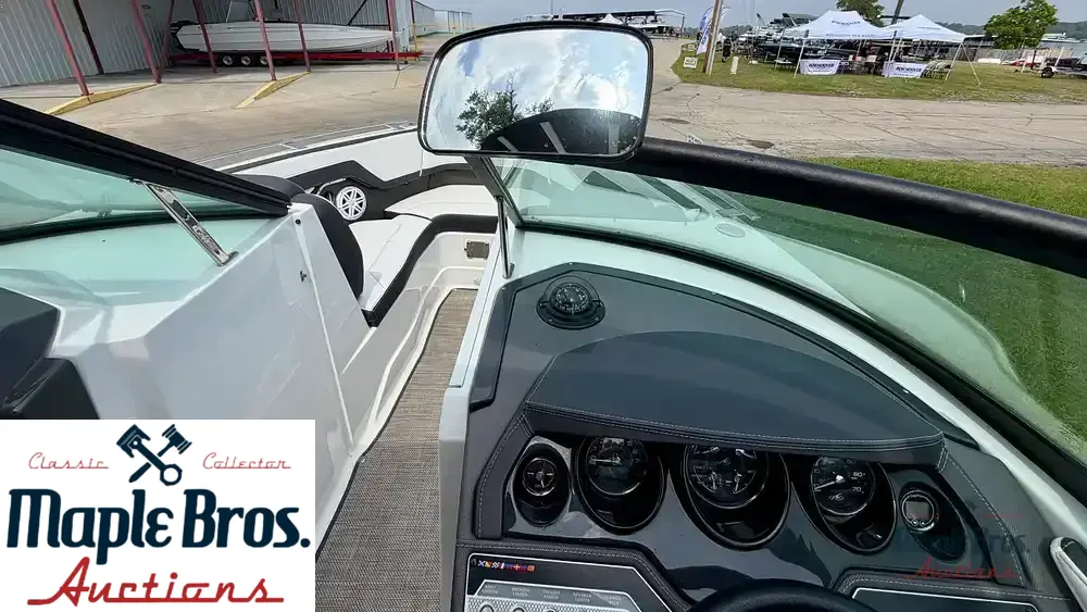 2022 Monterey Elite Series 258 SS