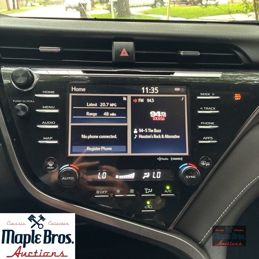 2019 Toyota Camry XSE