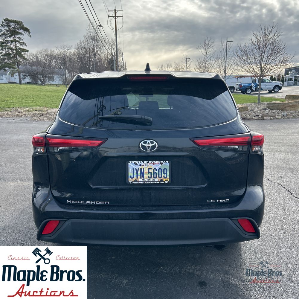 2021 Toyota Highlander LE