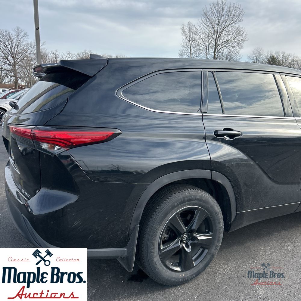 2021 Toyota Highlander LE