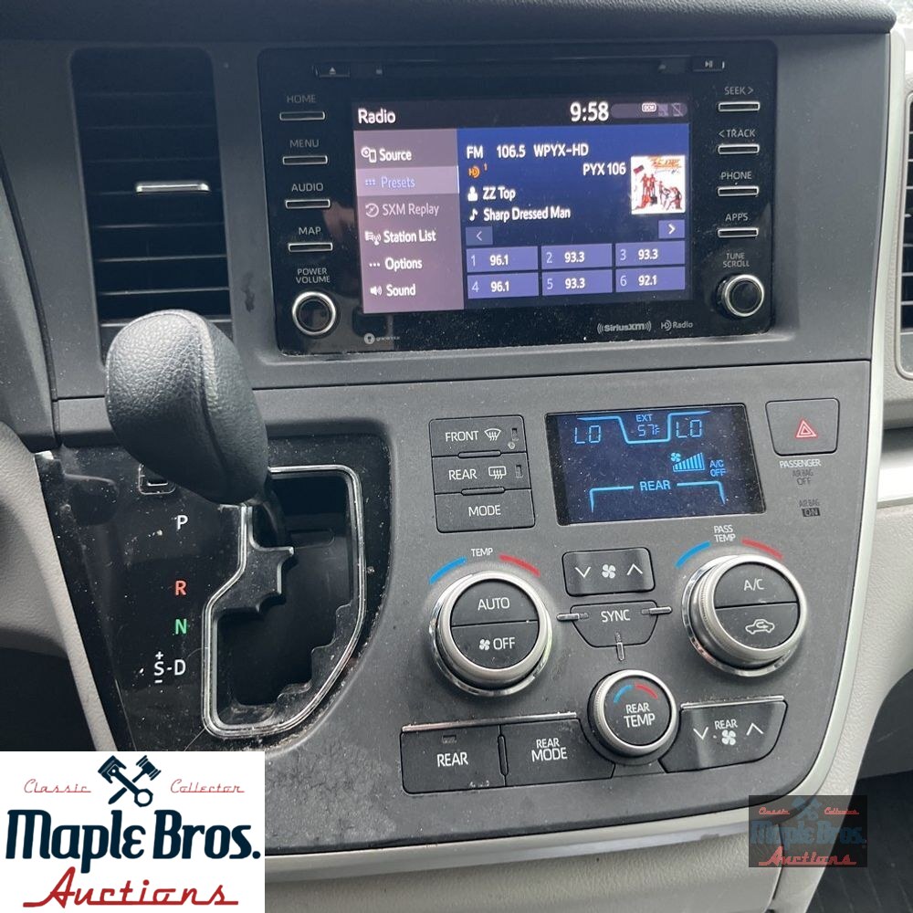 2020 Toyota Sienna LE 7-Passenger