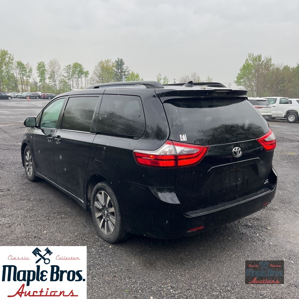 2020 Toyota Sienna LE 7-Passenger