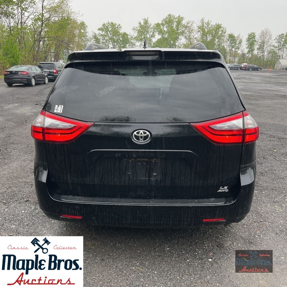 2020 Toyota Sienna LE 7-Passenger