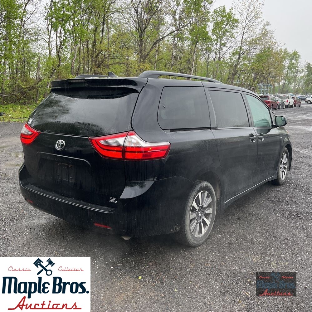 2020 Toyota Sienna LE 7-Passenger