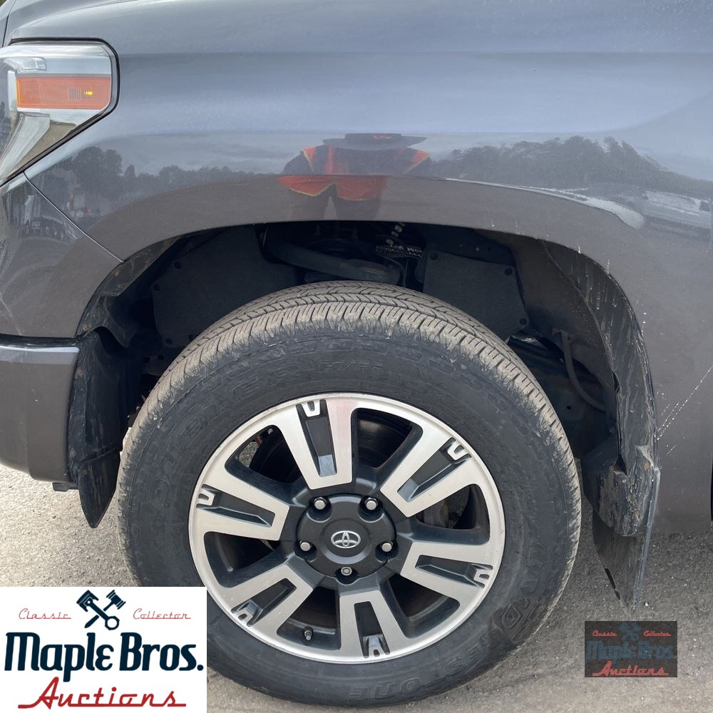 2018 Toyota Tundra SR5 Plus 5.7L V8