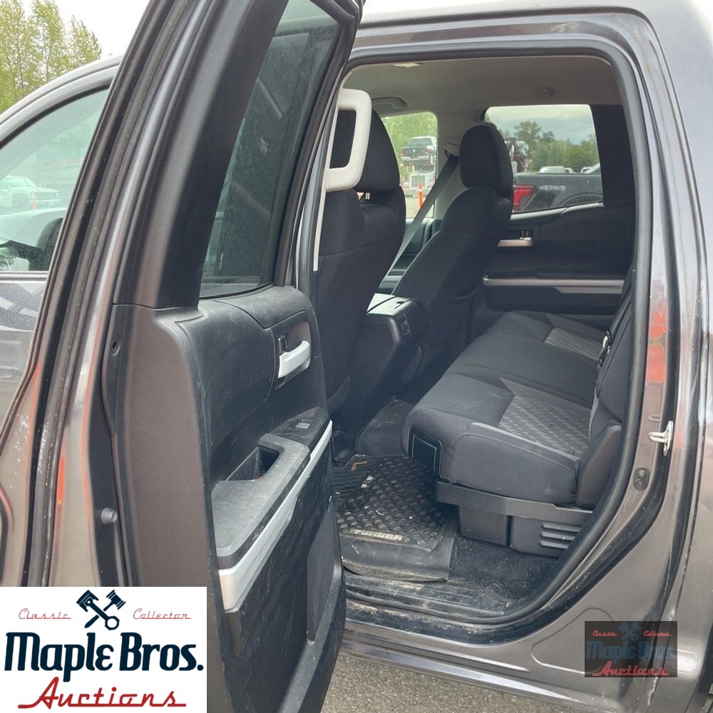 2018 Toyota Tundra SR5 Plus 5.7L V8