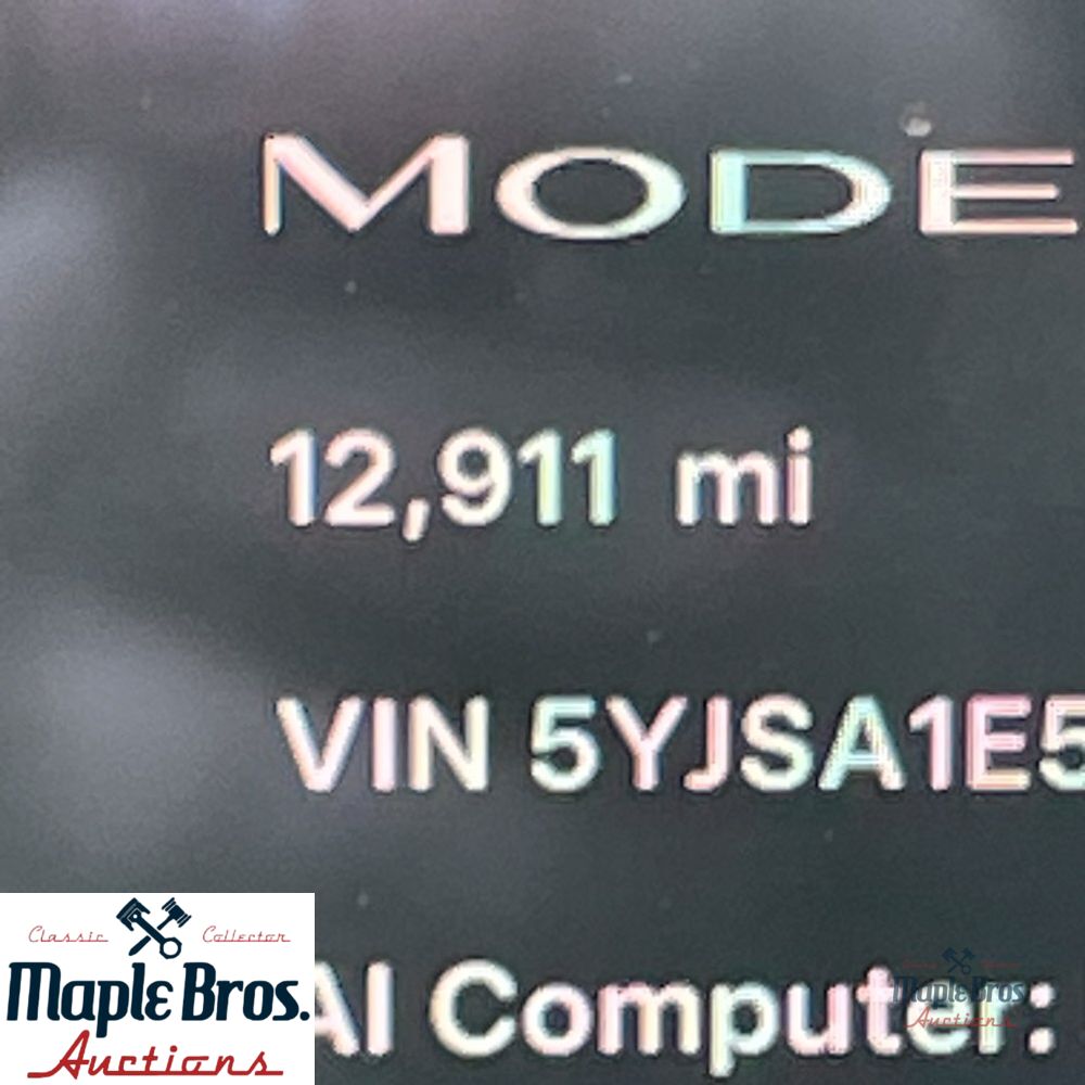 2022 Tesla Model S Base