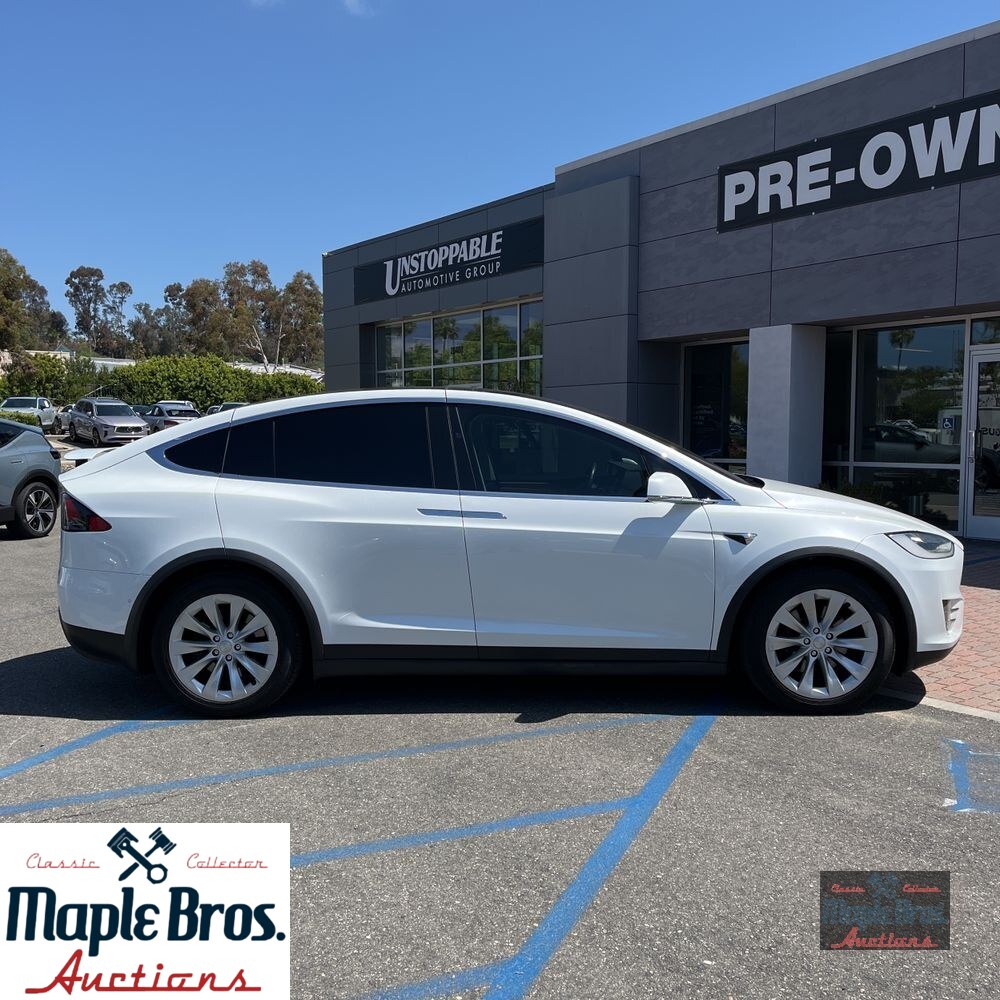 2019 Tesla Model X Standard Range