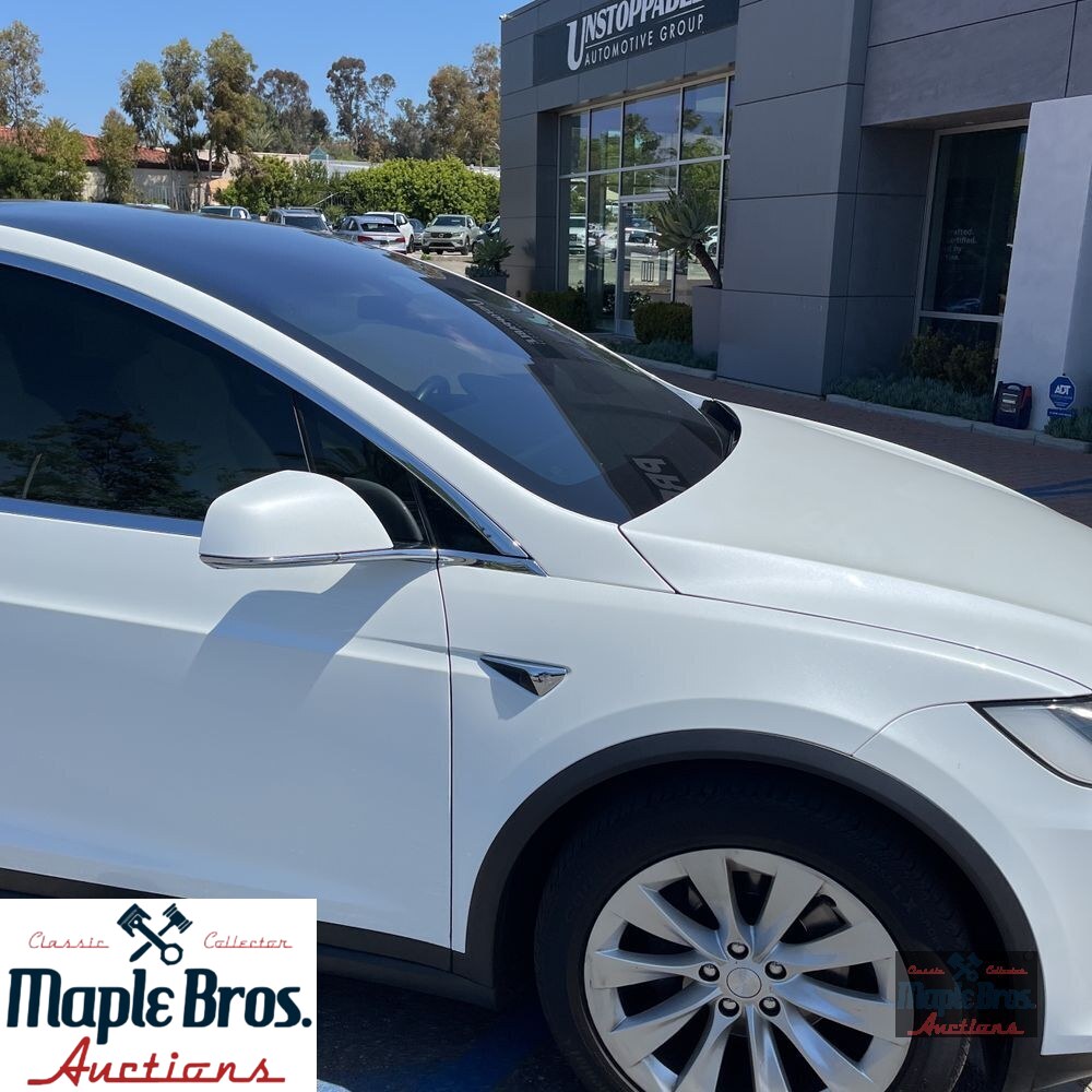 2019 Tesla Model X Standard Range