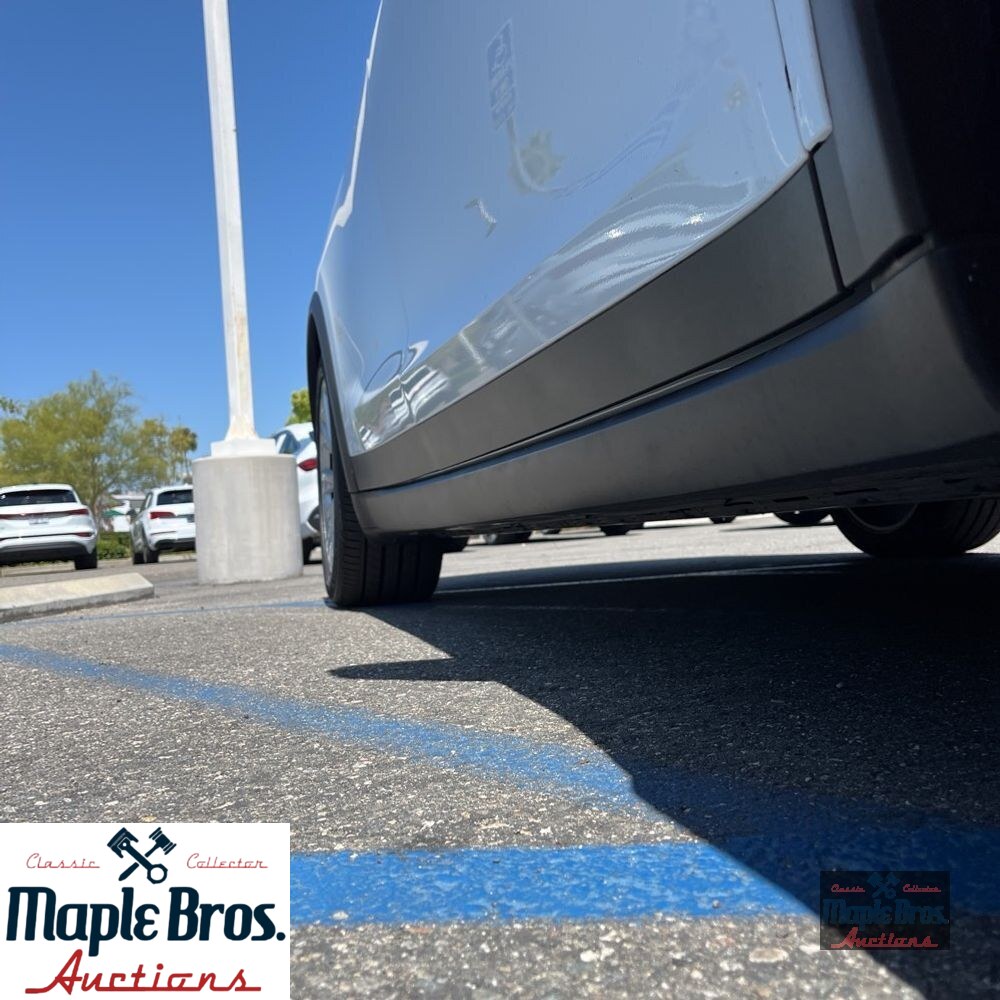 2019 Tesla Model X Standard Range