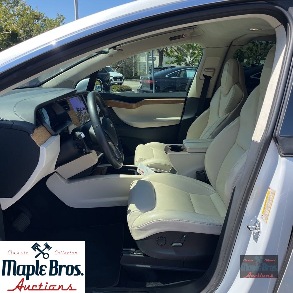2019 Tesla Model X Standard Range