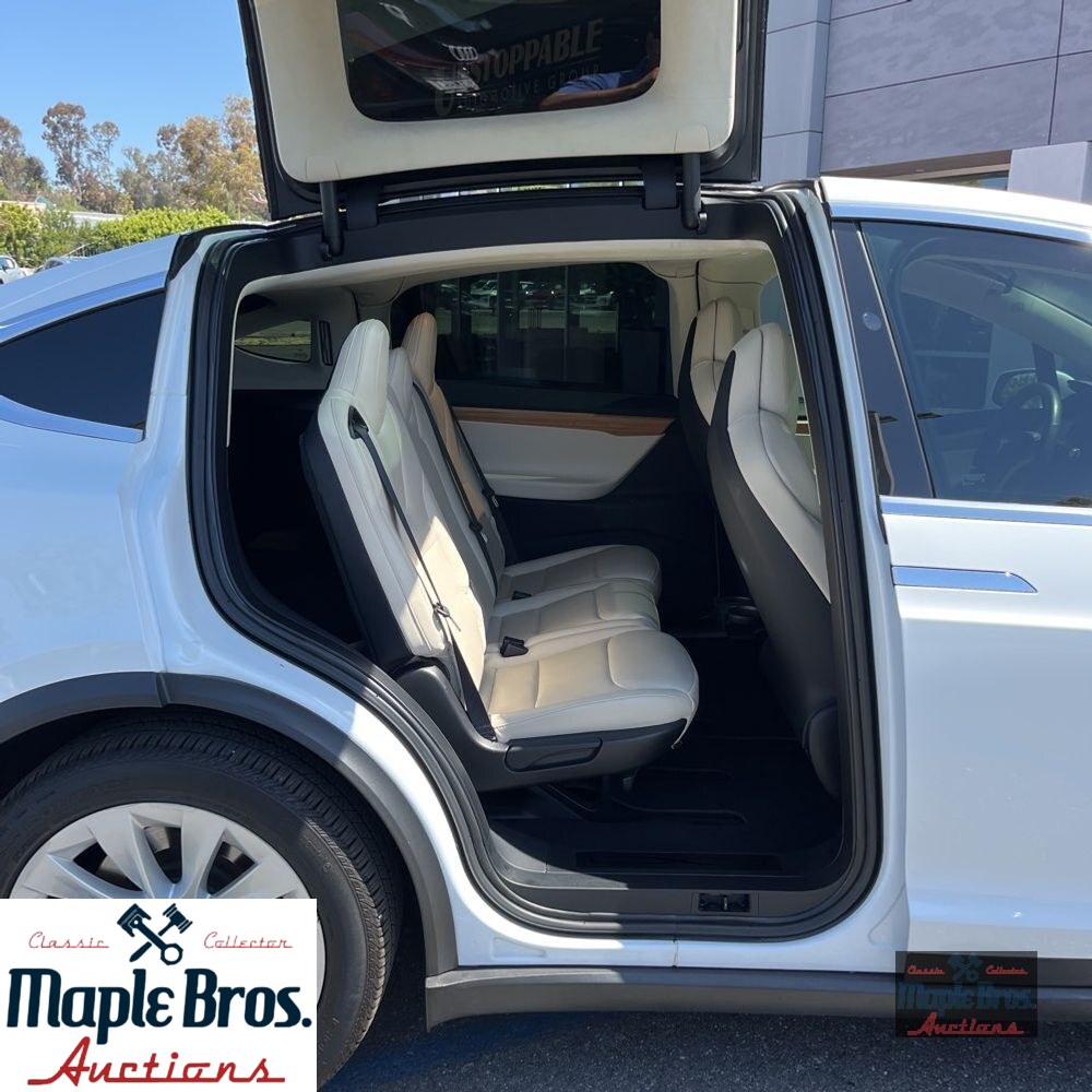 2019 Tesla Model X Standard Range