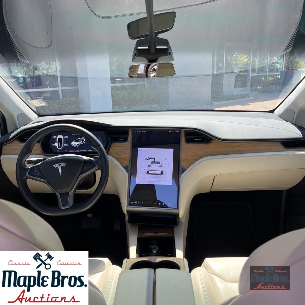 2019 Tesla Model X Standard Range