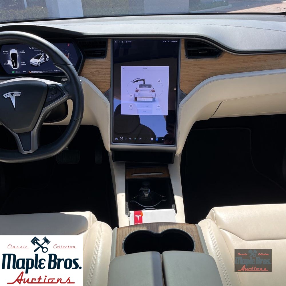 2019 Tesla Model X Standard Range