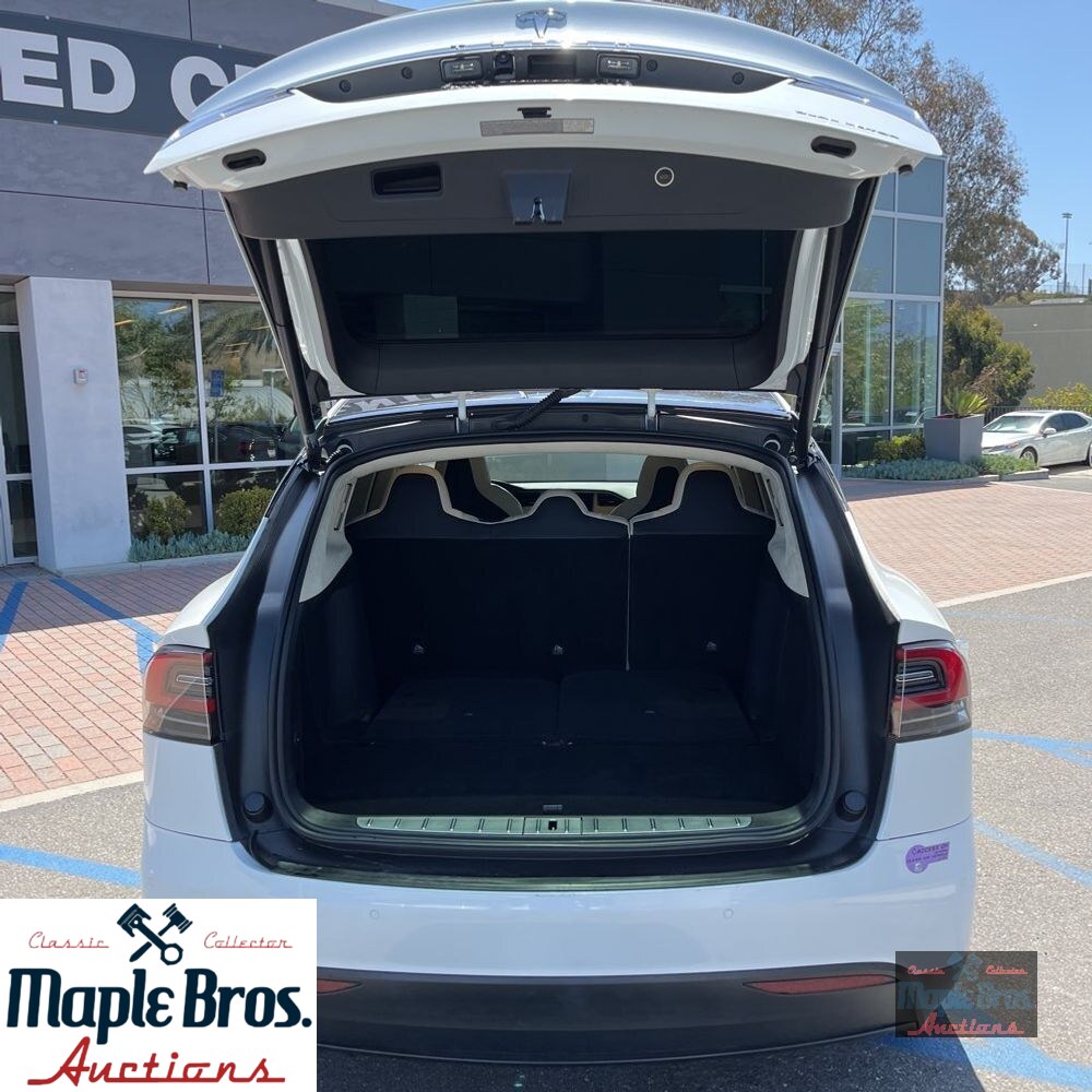 2019 Tesla Model X Standard Range