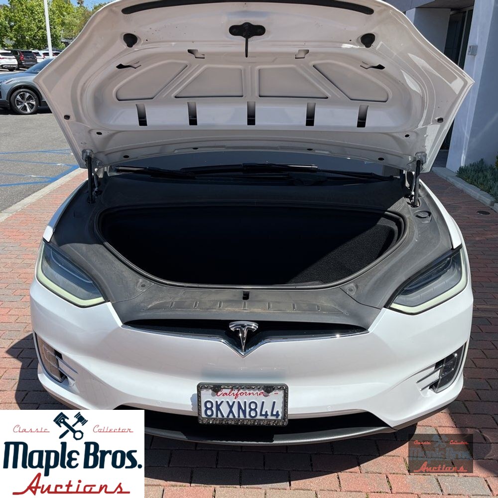 2019 Tesla Model X Standard Range