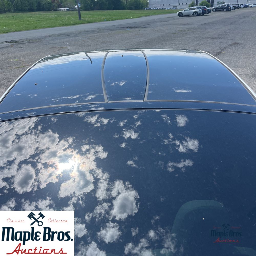 2022 Tesla Model X Base