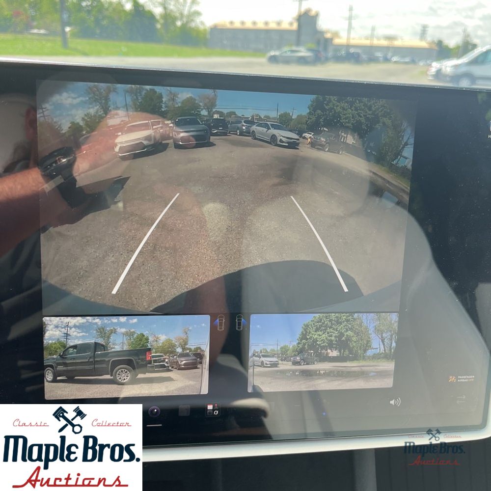 2022 Tesla Model X Base