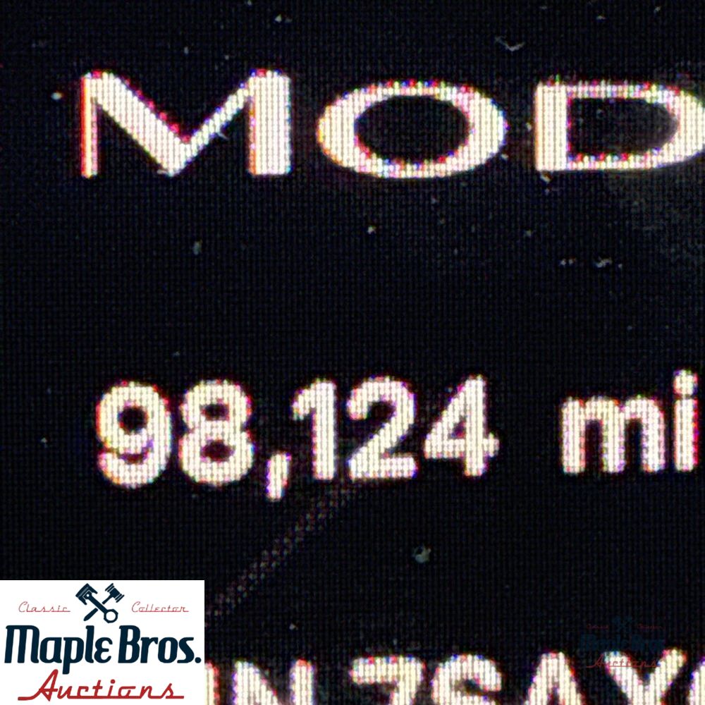 2022 Tesla Model X Base