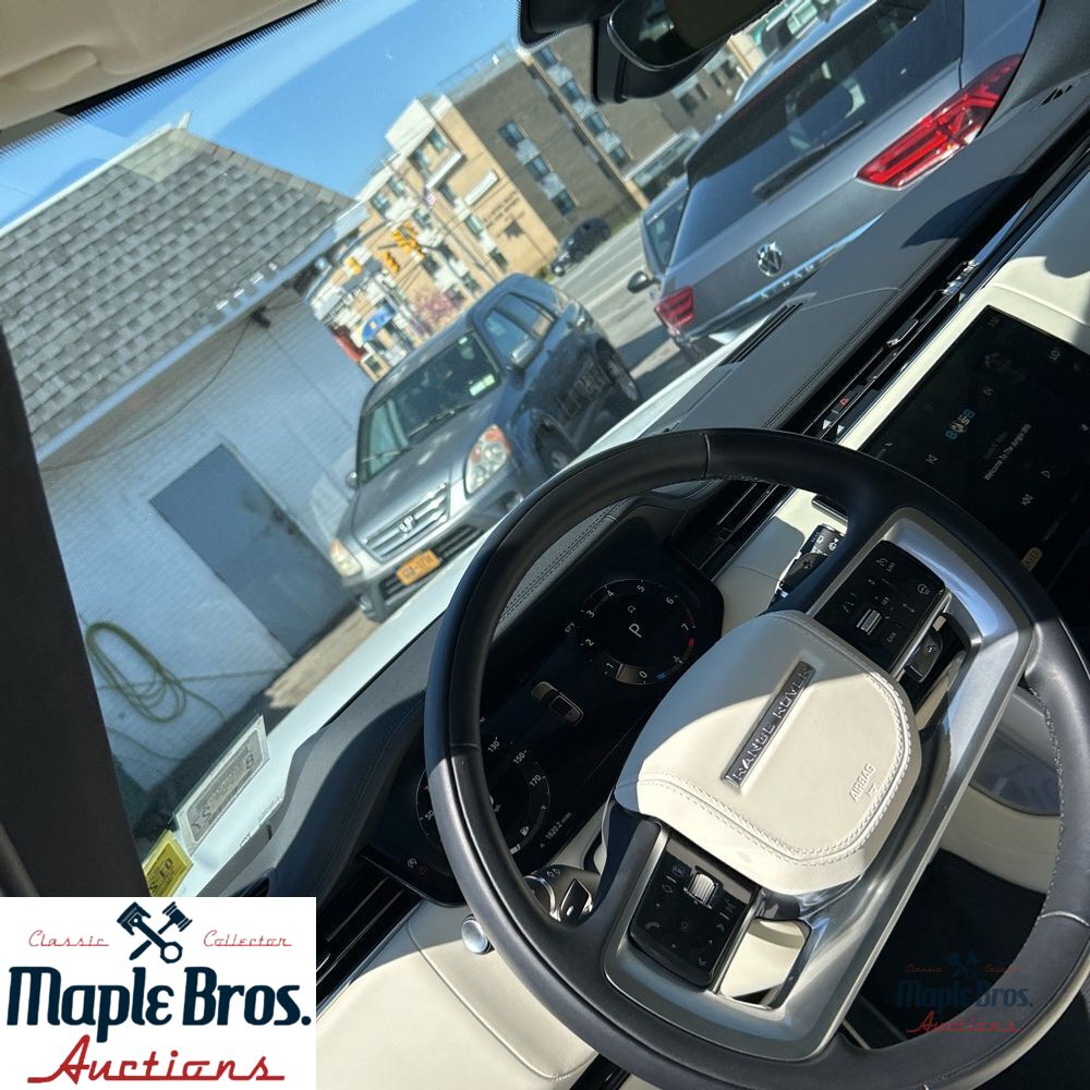 2025 Land Rover Range Rover P400 SE LWB
