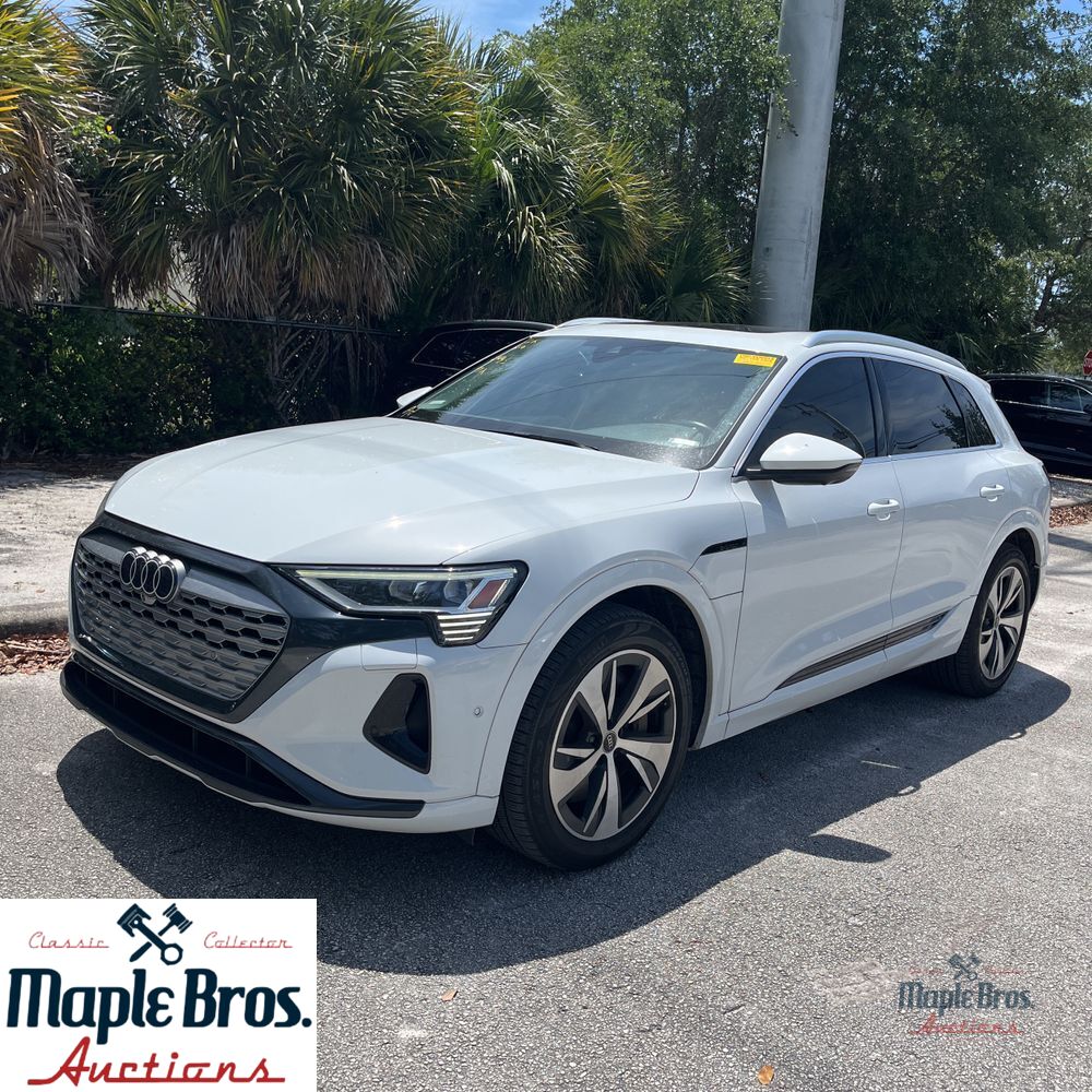 2024 Audi Q8 e-tron quattro Premium Plus