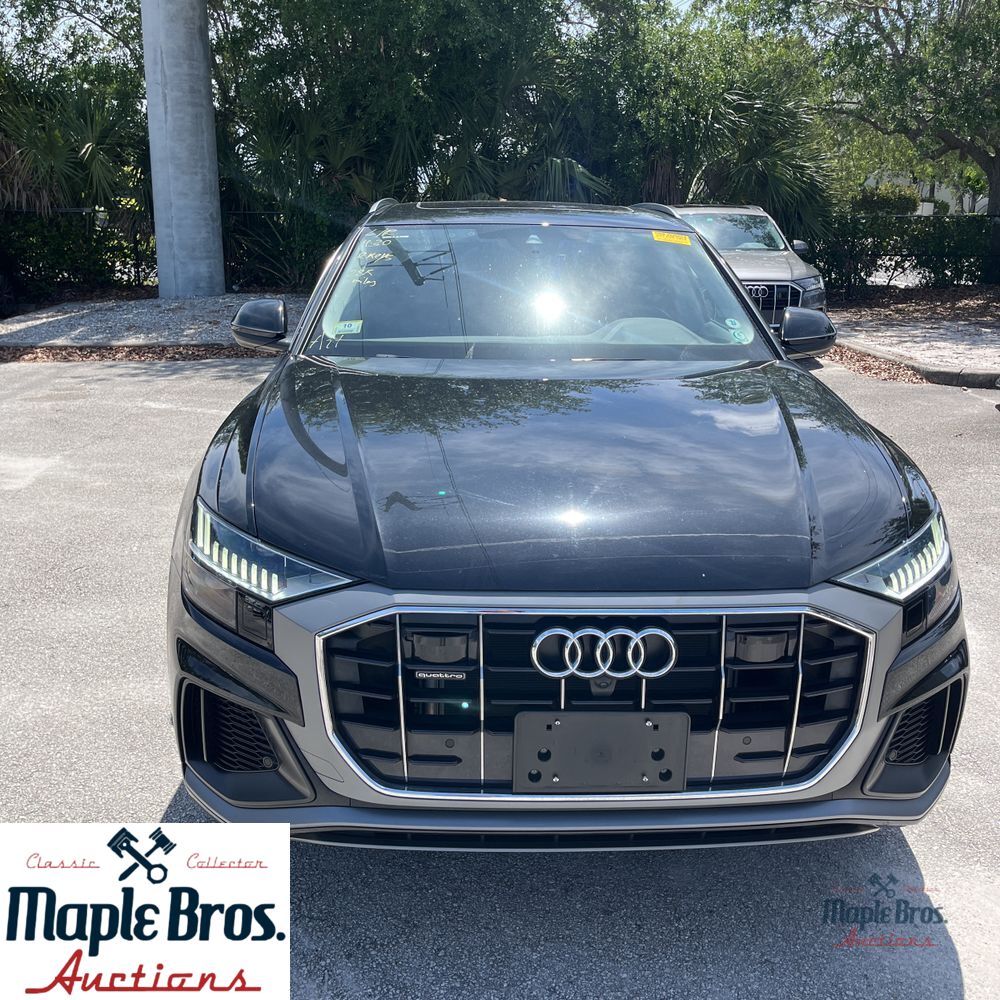 2023 Audi Q8 Premium Plus