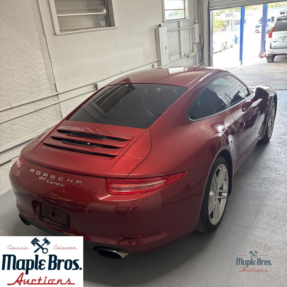 2012 Porsche 911 Carrera