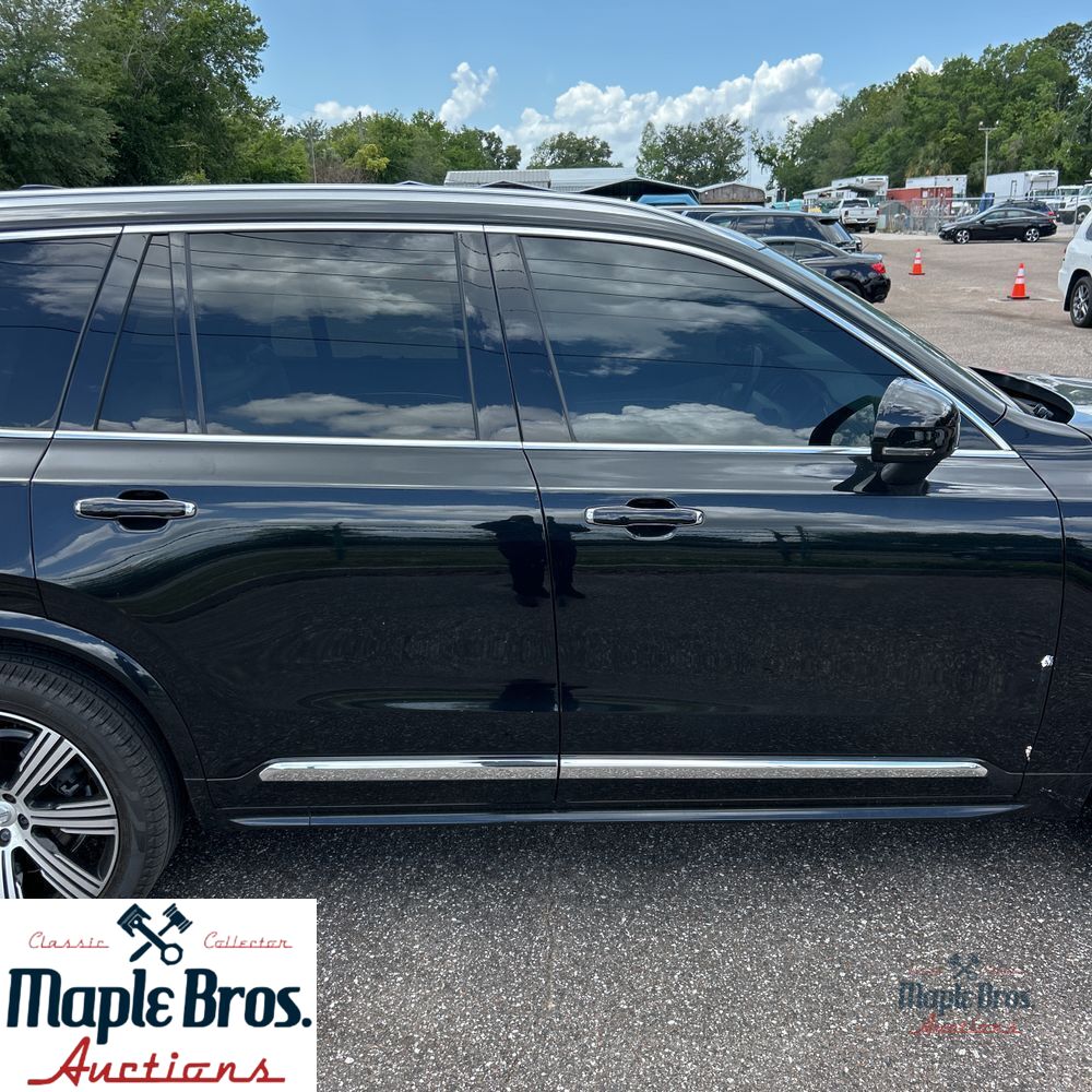2021 Volvo XC90 T6 Inscription 7 Passenger
