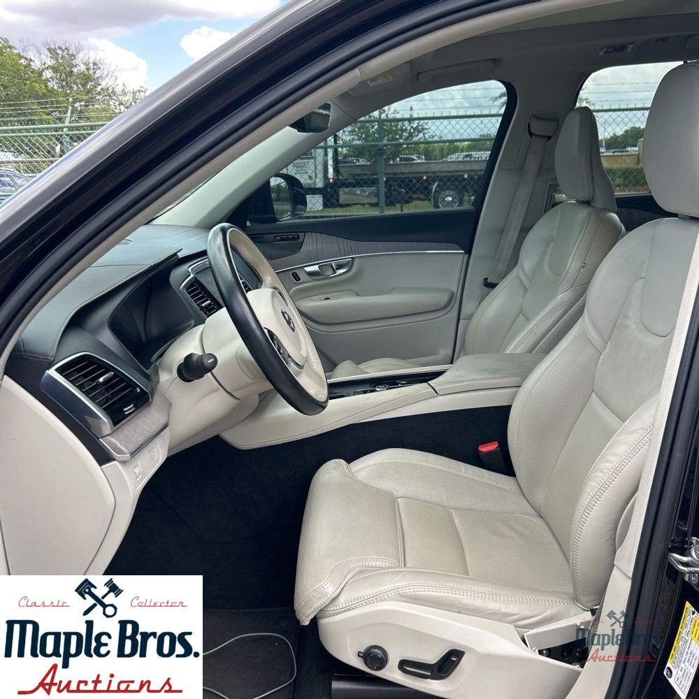 2021 Volvo XC90 T6 Inscription 7 Passenger